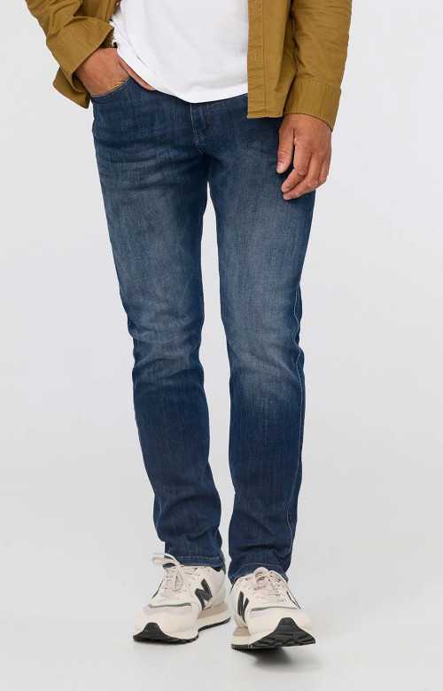 Jeans - PERFORMANCE DENIM SLIM