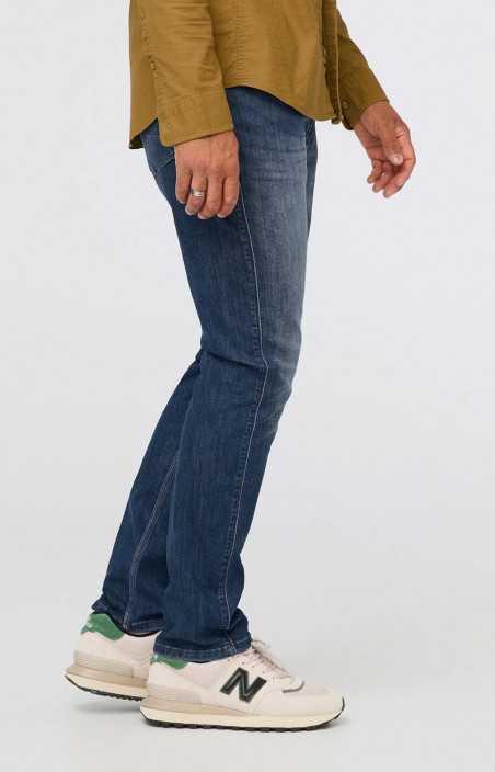 Jeans - PERFORMANCE DENIM SLIM